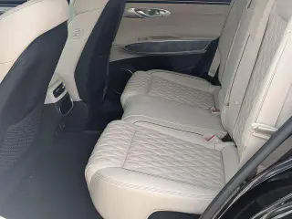 Genesis GV70 2023 AWD 3.5T Sport 4p SUV