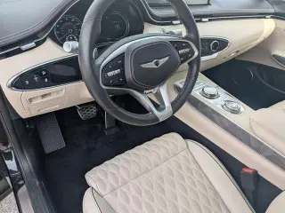Genesis GV70 2023 AWD 3.5T Sport 4p SUV