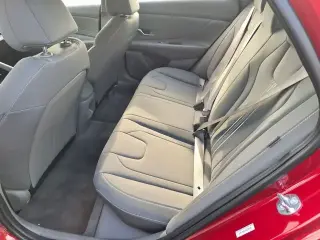 Hyundai ELANTRA 2025 SEL Sport 4p Sedan