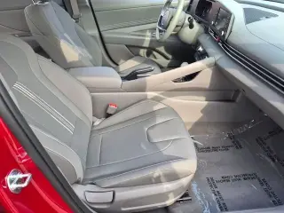 Hyundai ELANTRA 2025 SEL Sport 4p Sedan