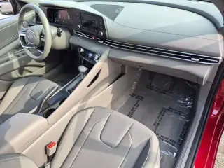 Hyundai ELANTRA 2025 SEL Sport 4p Sedan