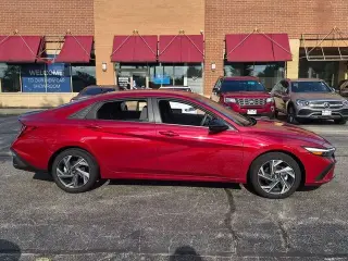 Hyundai ELANTRA 2025 SEL Sport 4p Sedan