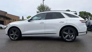 Genesis GV70 2023 AWD 2.5T Standard 4dr SUV