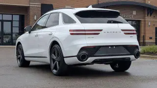 Genesis GV70 2023 AWD 2.5T Standard 4dr SUV