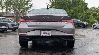 Hyundai ELANTRA 2023 SEL 4p Sedan SULEV