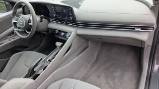 Hyundai ELANTRA 2023 SEL 4p Sedan
