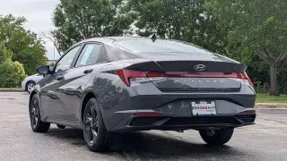 Hyundai ELANTRA 2023 SEL 4p Sedan