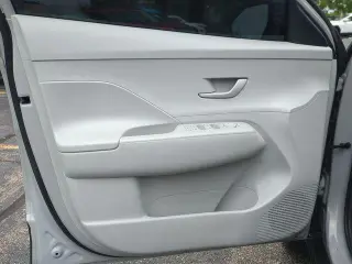 Hyundai KONA 2024 AWD SE 4p Crossover