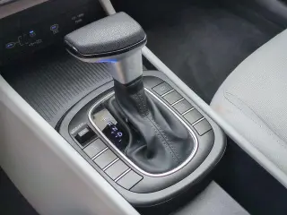Hyundai KONA 2024 AWD SE 4p Crossover