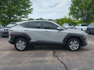 Hyundai KONA 2024 AWD SE 4p Crossover