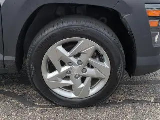 Hyundai KONA 2024 AWD SE 4p Crossover