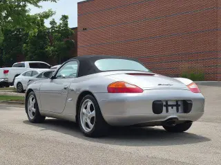 Porsche Boxster 1997 2p Convertible