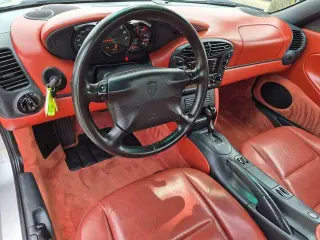 Porsche Boxster 1997 2p Convertible