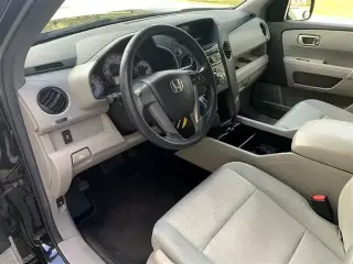 Pilot LX -- 2012 -- Honda