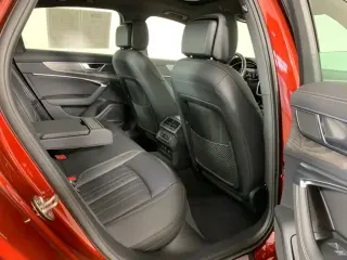 Audi A6 2024 AWD quattro Premium Plus 55 TFSI 4p Sedan