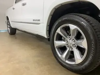 Ram 1500 2020 4x4 Limited 4p. Cabina Crew Cab 6.4 pies. SB Pickup