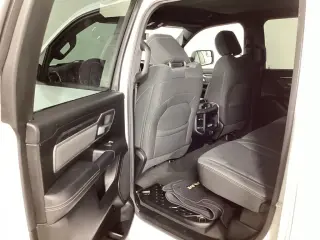 Ram 1500 2021 4x4 Big Horn 4p Crew Cab 5.6 ft. SB Pickup