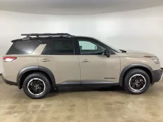 Nissan Pathfinder 2023 AWD Rock Creek 4dr SUV