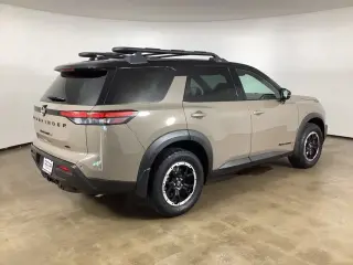 Nissan Pathfinder 2023 AWD Rock Creek 4dr SUV