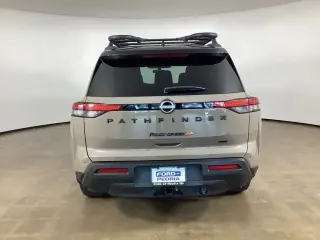 Nissan Pathfinder 2023 AWD Rock Creek 4dr SUV