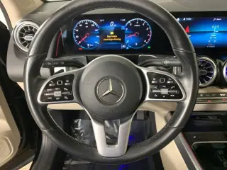 Mercedes-Benz GLB 2022 GLB 250 4MATIC 4p SUV