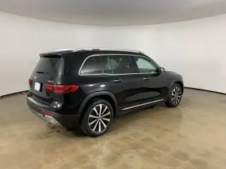 Mercedes-Benz GLB 2022 GLB 250 4MATIC 4p SUV