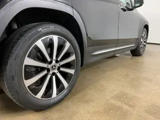 Mercedes-Benz GLB 2022 GLB 250 4MATIC 4p SUV