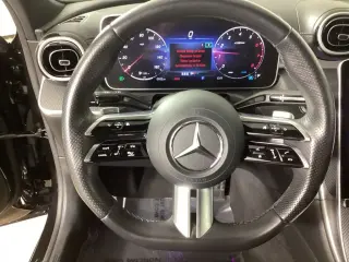 Mercedes-Benz Clase C 2024 C 300 4p Sedan