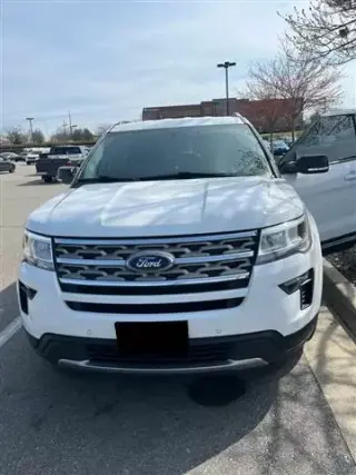 Explorer XLT -- 2018 -- Ford