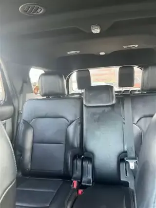 Explorer XLT -- 2018 -- Ford