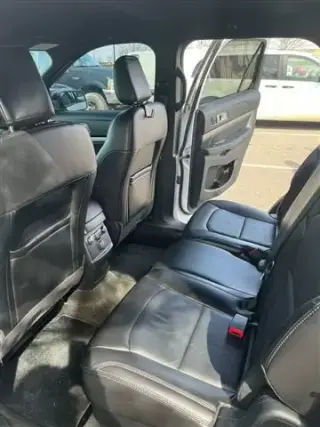 Explorer XLT -- 2018 -- Ford