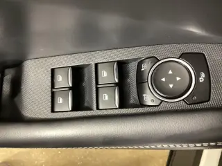 Ford Mustang Mach-E 2023 Select 4dr SUV