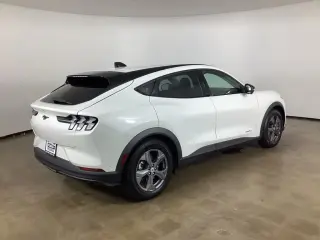 Ford Mustang Mach-E 2023 Select 4dr SUV