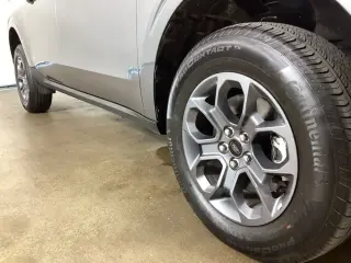 Ford Maverick 2025 AWD XLT 4dr SuperCrew 4.5 ft. SB