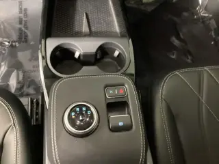 Ford Mustang Mach-E 2023 Select SUV de 4 puertas