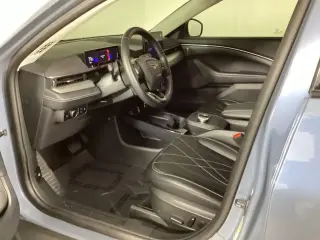 Ford Mustang Mach-E 2023 Select SUV de 4 puertas