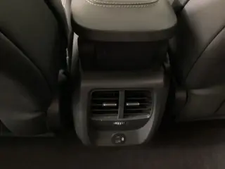Ford Mustang Mach-E 2023 Select SUV de 4 puertas