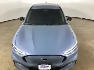Ford Mustang Mach-E 2023 Select SUV de 4 puertas