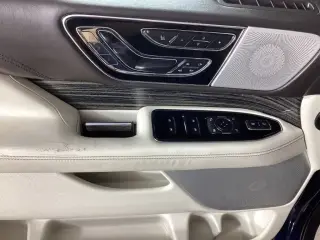 Lincoln Navigator L 2019 4x4 Black Label SUV de 4 puertas