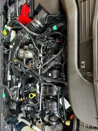 Ford Maverick 2023 AWD XLT 4dr SuperCrew 4.5 pies de caja corta