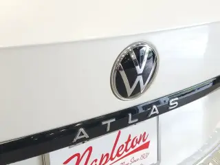 Volkswagen Atlas 2023 AWD V6 SEL R-Line Negro 4Motion 4p SUV