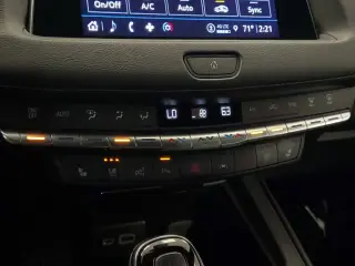 Cadillac XT4 2023 4x4 Premium Luxury 4p Crossover