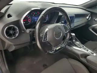 Chevrolet Camaro 2023 LT 2dr Coupe con 1LT