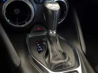 Chevrolet Camaro 2023 LT 2dr Coupe con 1LT
