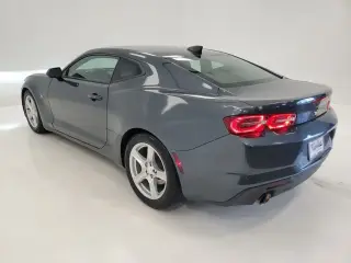 Chevrolet Camaro 2023 LT 2dr Coupe con 1LT