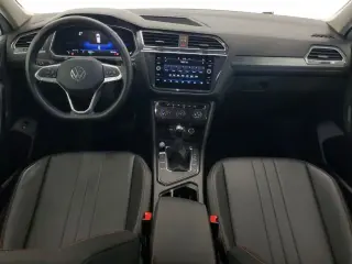Volkswagen Tiguan 2024 Wolfsburg Edición 4p SUV
