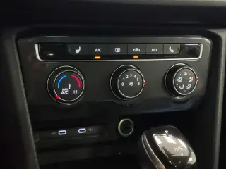 Volkswagen Tiguan 2024 Wolfsburg Edición 4p SUV