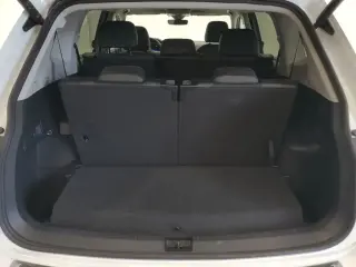 Volkswagen Tiguan 2024 Wolfsburg Edición 4p SUV