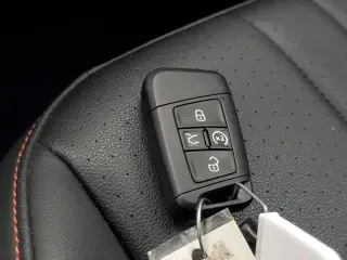 Volkswagen Tiguan 2024 Wolfsburg Edición 4p SUV