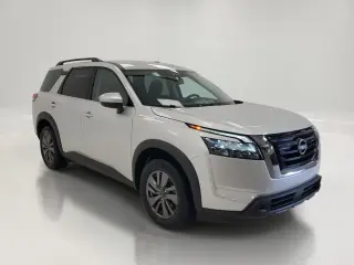 Nissan Pathfinder 2025 SV 4p SUV